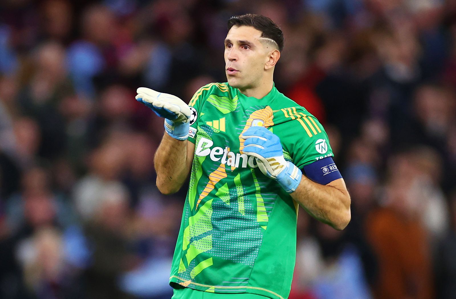 emiliano martinez emiliano martinez